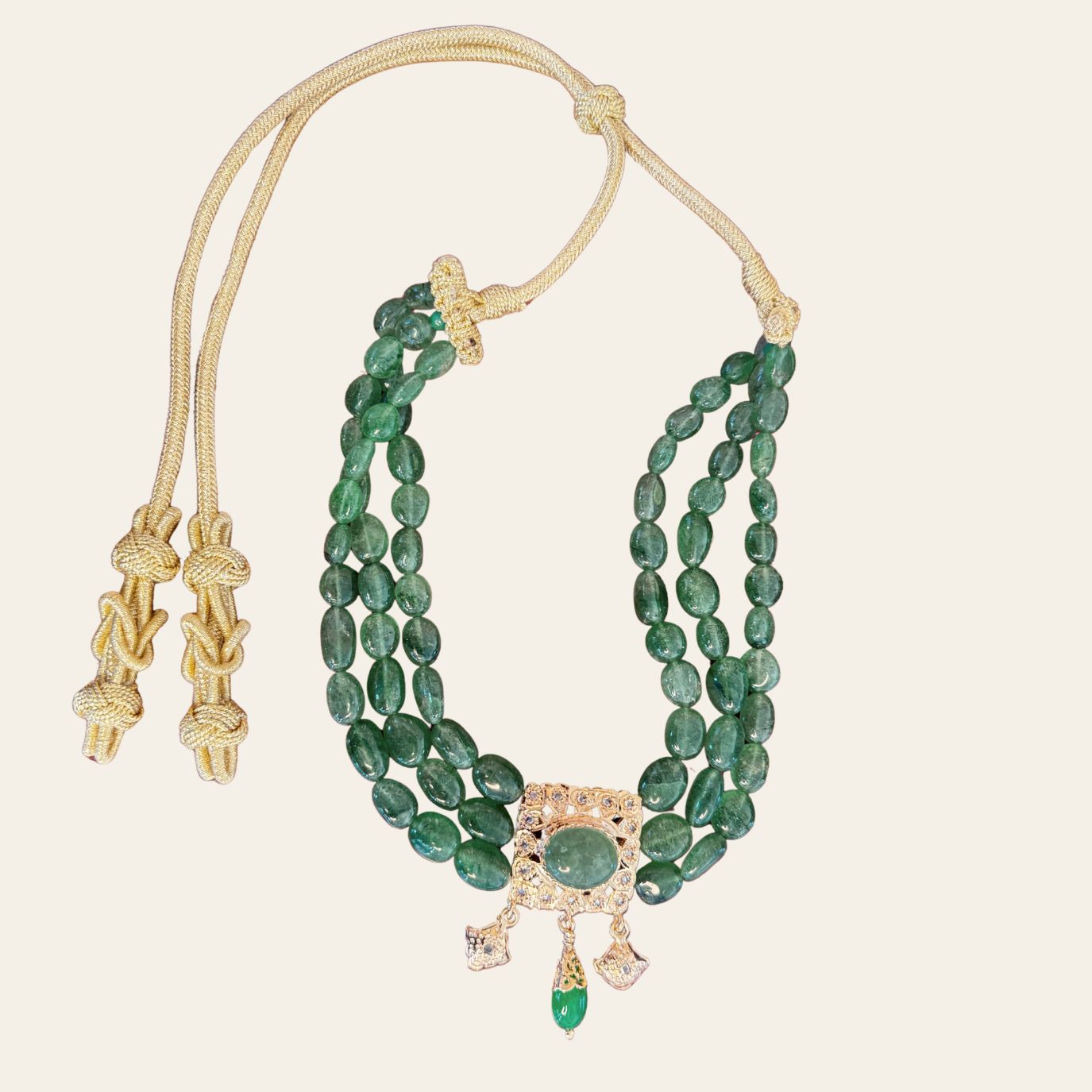 Chocker Émeraudes Naturelles avec Pendentif ARO Carré Rosace & Bllota Émeraude & Khmissat
