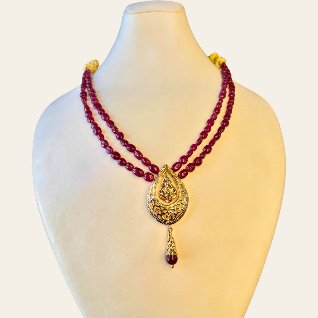 Collier Rubis Naturelles avec Goutte Tkhram double & Bllota rubis en ARO